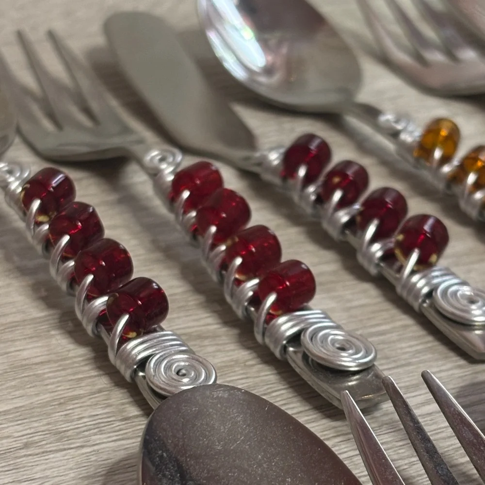 Colorful Spiral Handle Cutlery Set